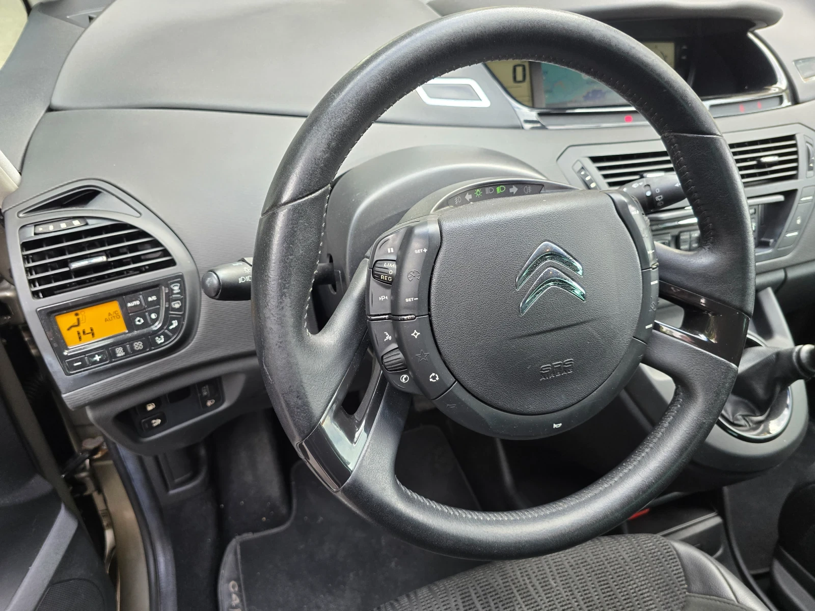 Citroen C4 Picasso 2.0 HDI 150кс. EXCLUSIVE - изображение 9