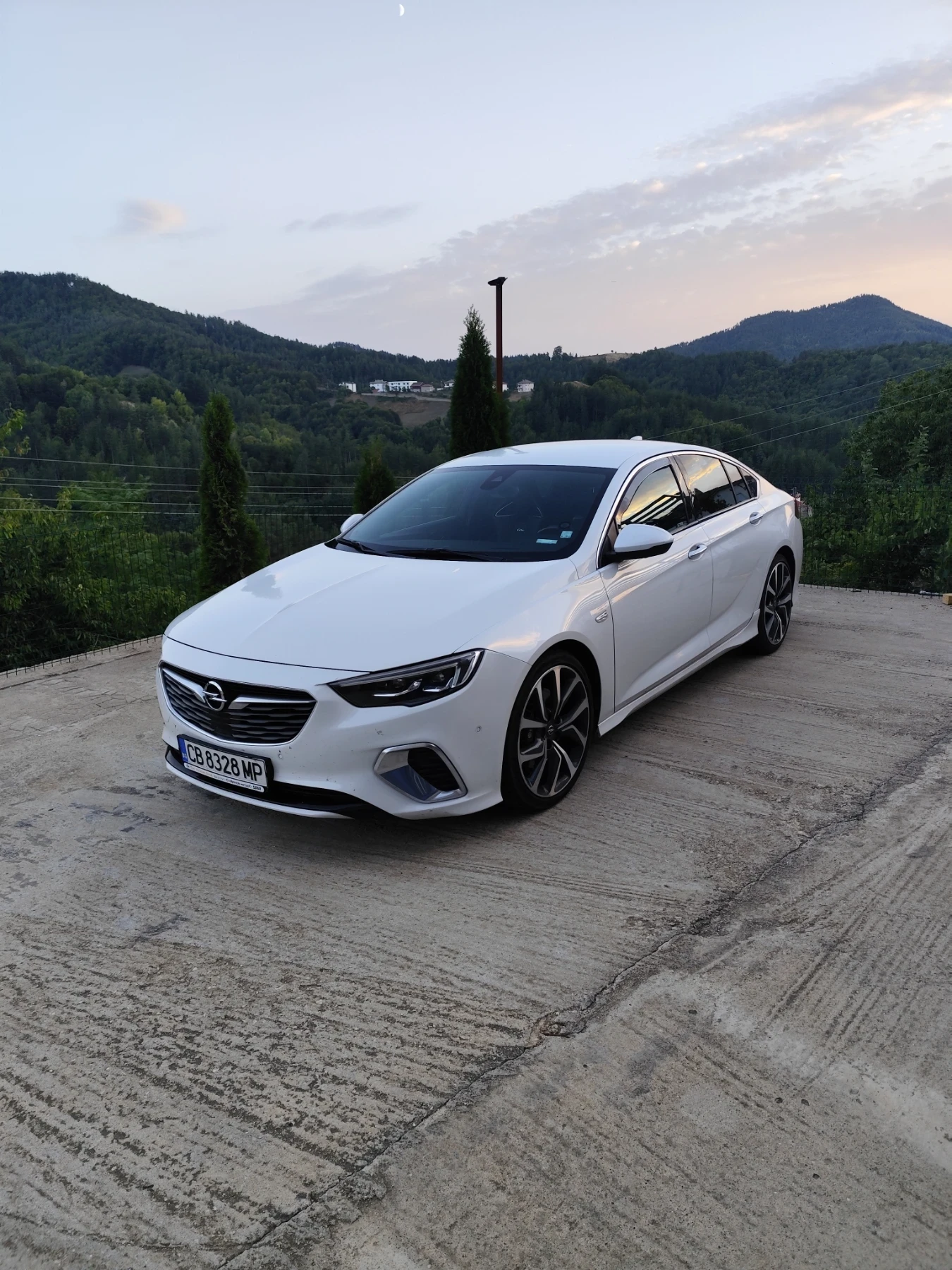 Opel Insignia GSI 4x4 - изображение 3
