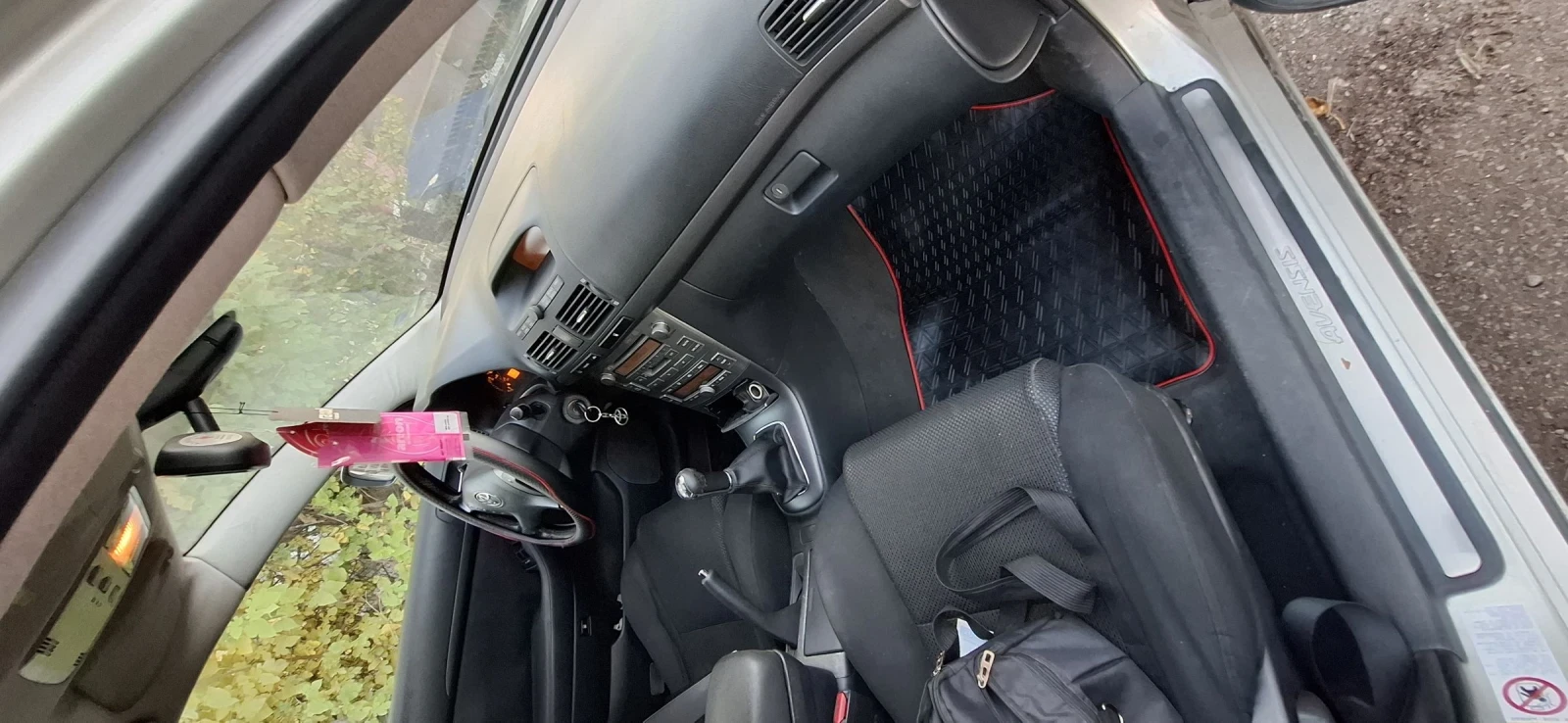 Toyota Avensis 2.0D4D - изображение 10