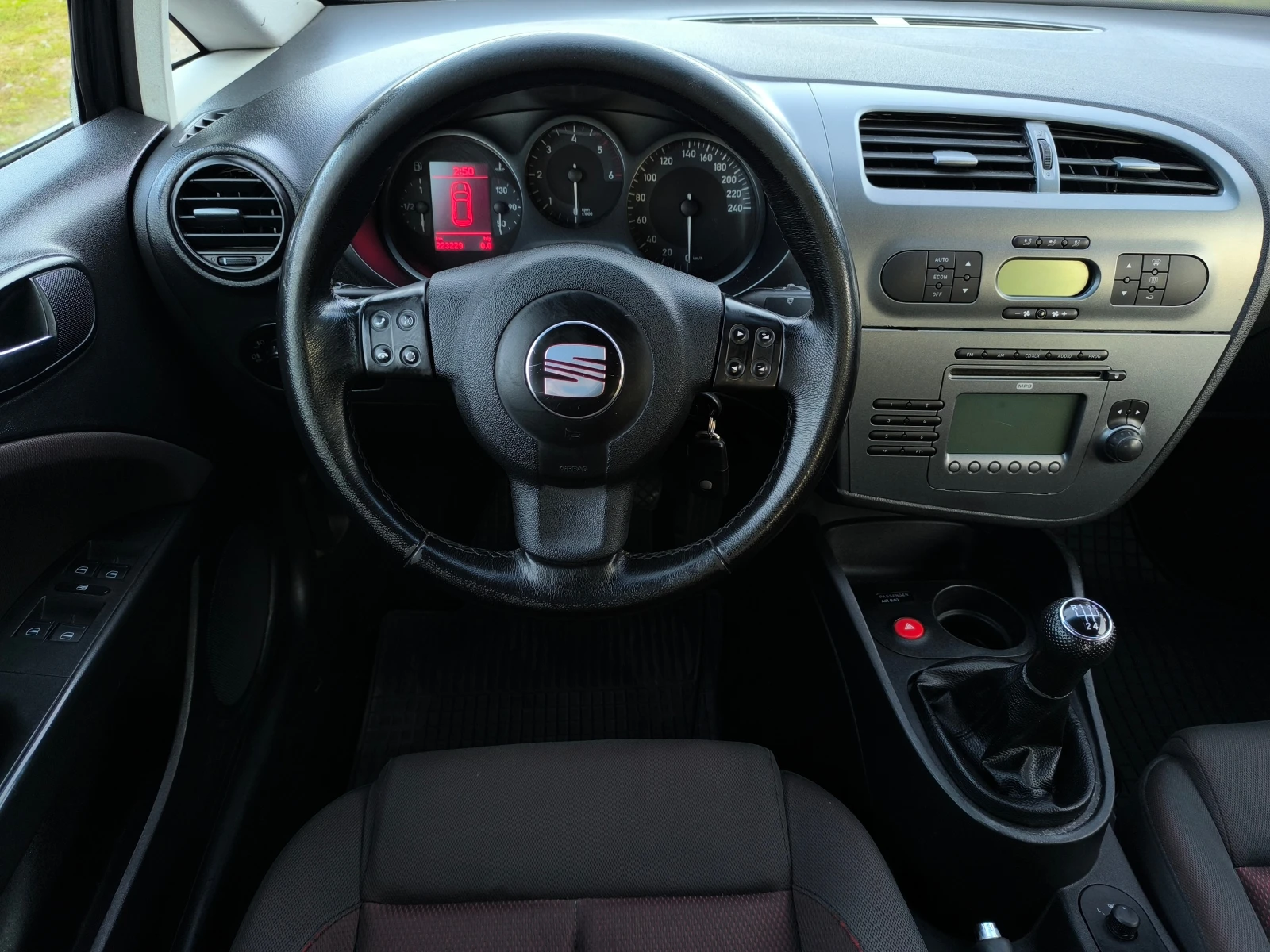 Seat Leon FACE LIFT-1.9TDI-105-- | Mobile.bg   11