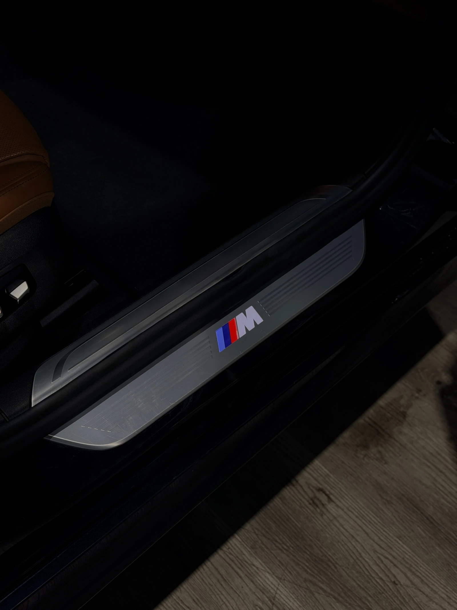 BMW 750 * CARFAX *    | Mobile.bg   17