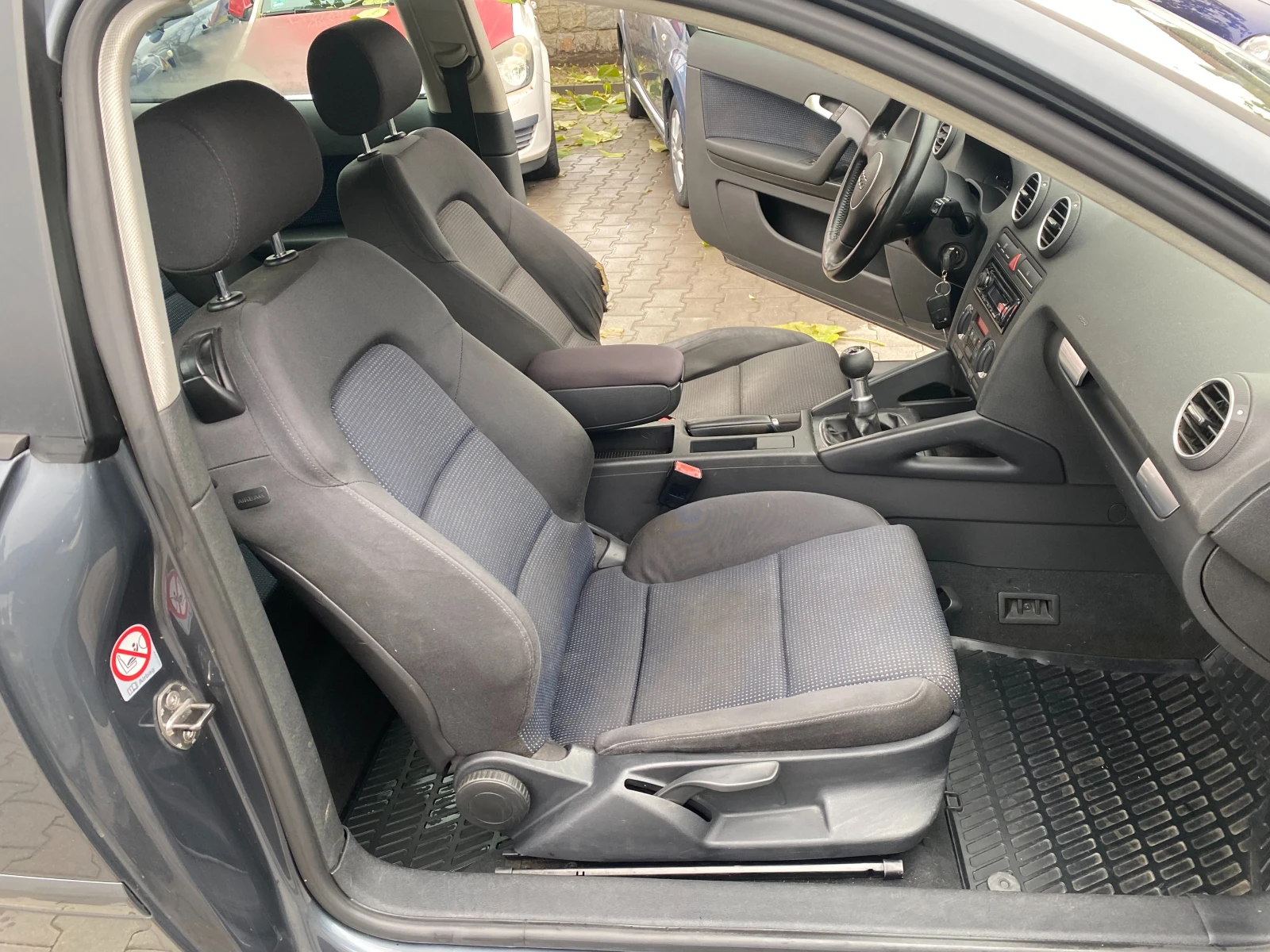 Audi A3 1.6 fsi 102к.с - изображение 10