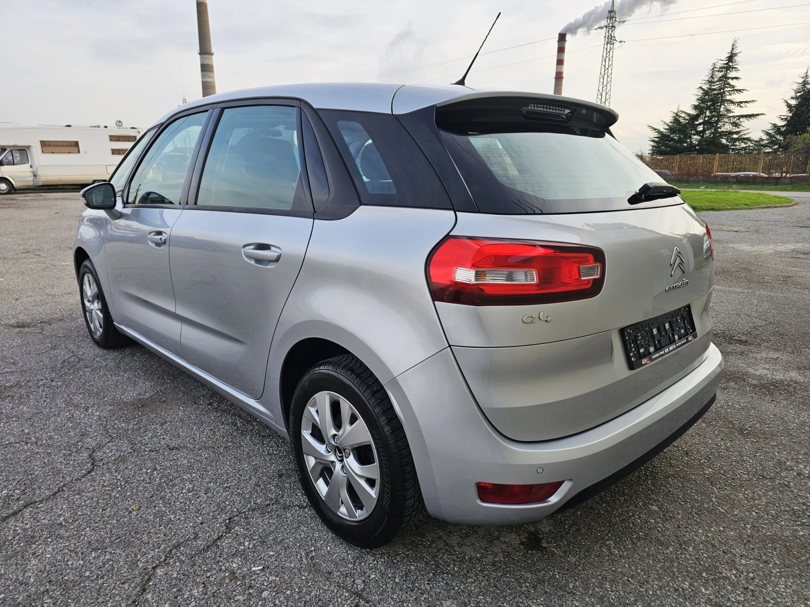 Citroen C4 Picasso 1.6 HDI Exclusive - изображение 5