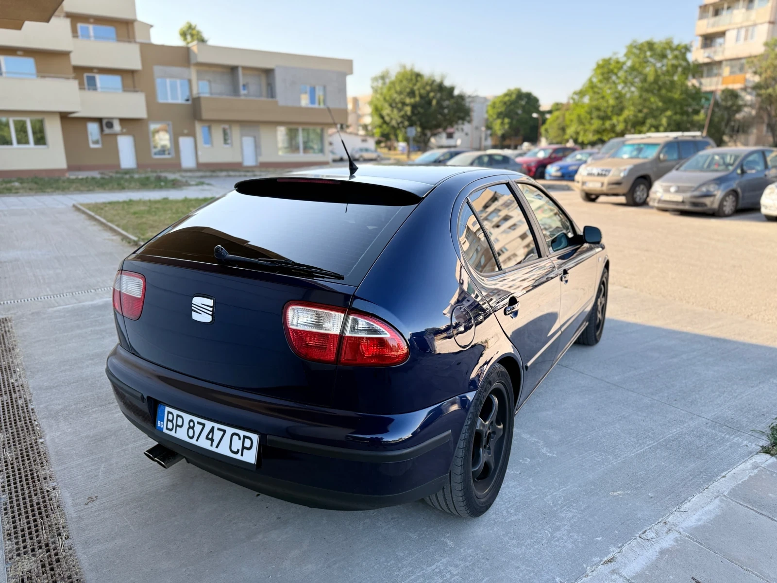 Seat Leon 1.8T, снимка 4 - Автомобили и джипове - 53706210