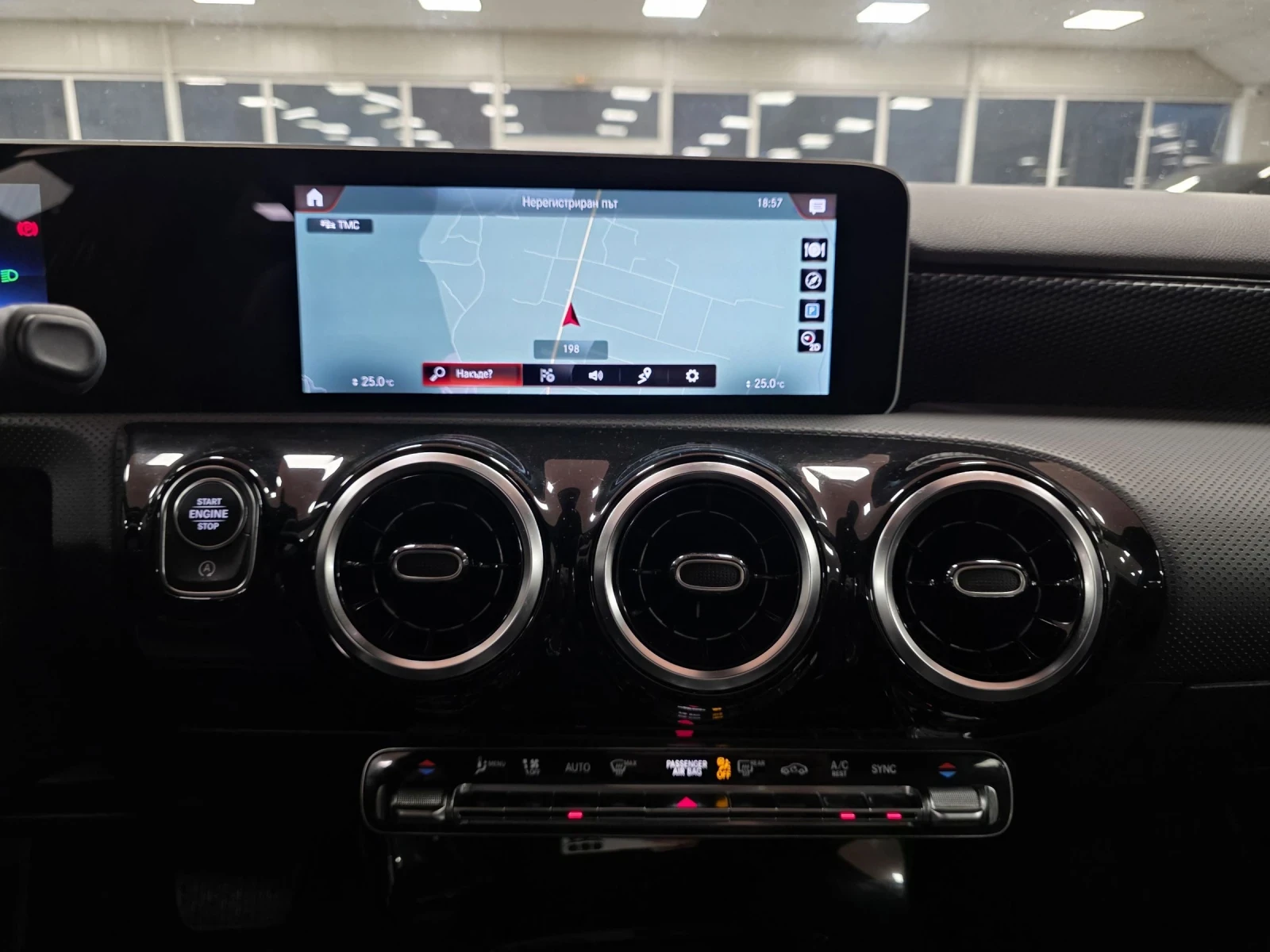 Mercedes-Benz A 220 d | 190hp | DCT 8 | EU6, снимка 10 - Автомобили и джипове - 53752691