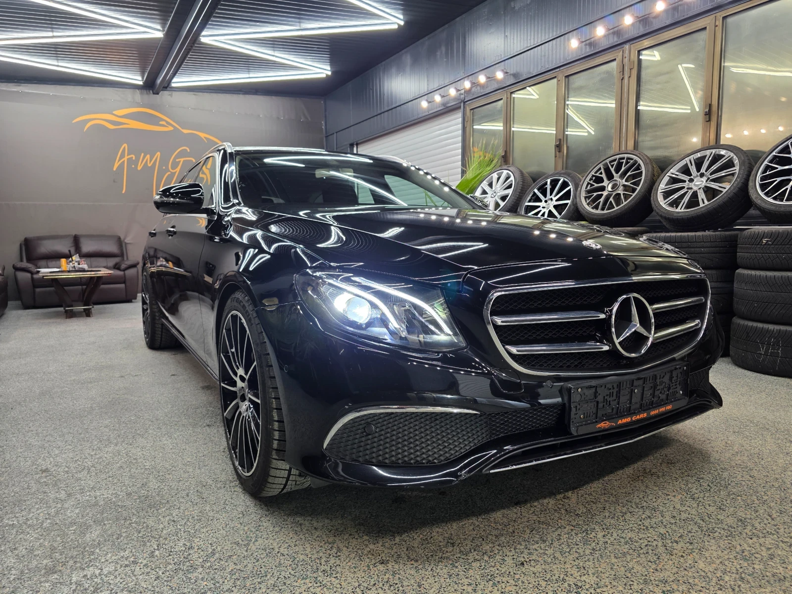 Mercedes-Benz E 220 AMG, снимка 4 - Автомобили и джипове - 53791046