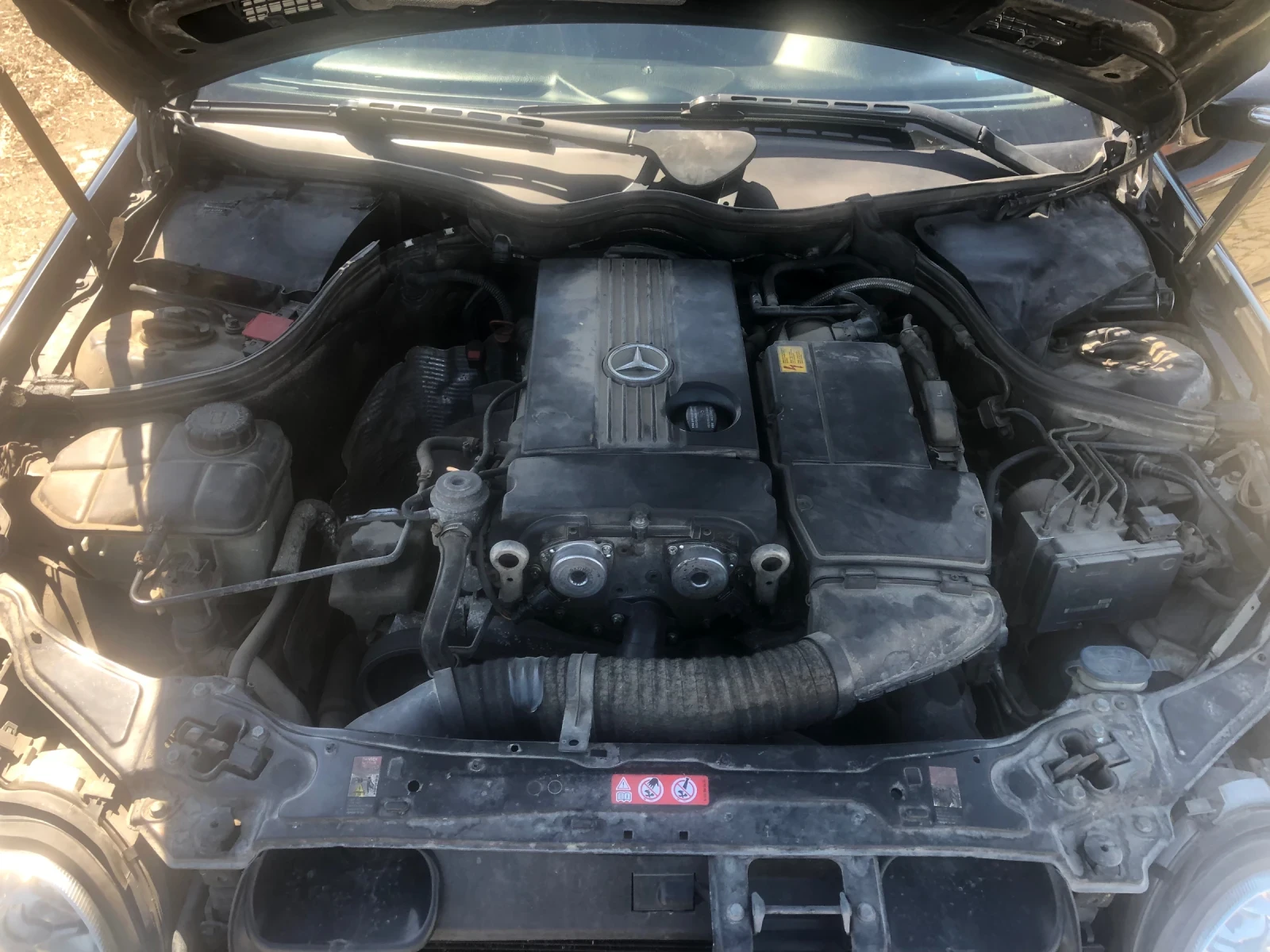 Mercedes-Benz C 180 SPORT Edition, снимка 13 - Автомобили и джипове - 54117520