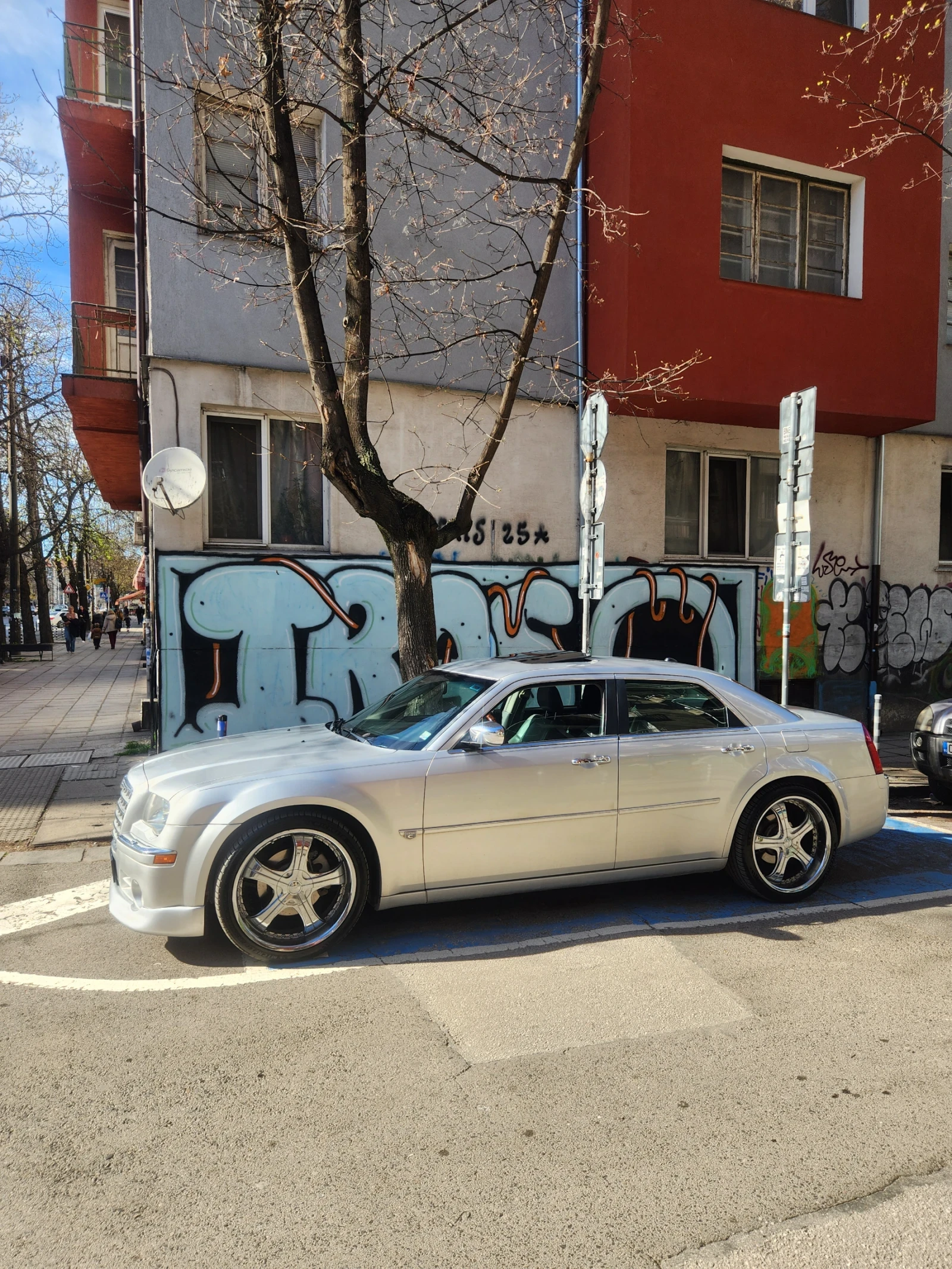 Chrysler 300c HEMI, снимка 3 - Автомобили и джипове - 54128697