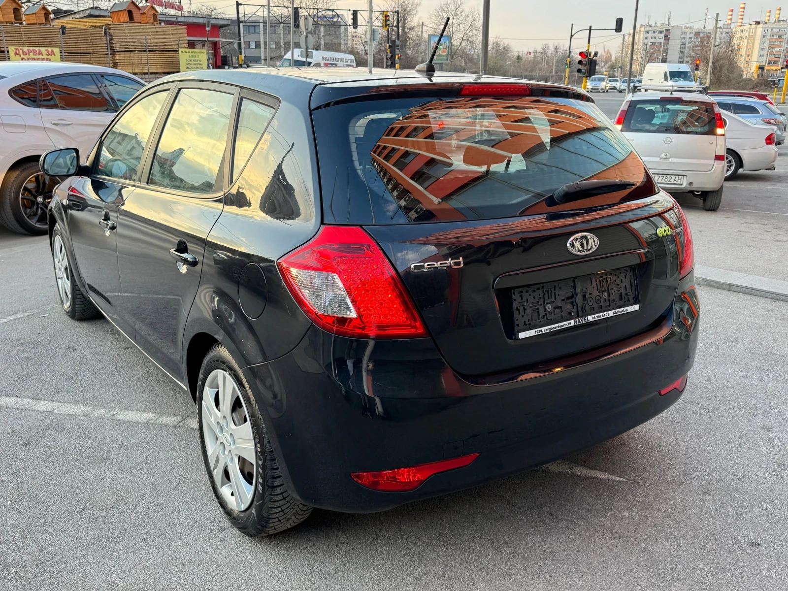 Kia Ceed ECO Dynamics, снимка 2 - Автомобили и джипове - 54129198