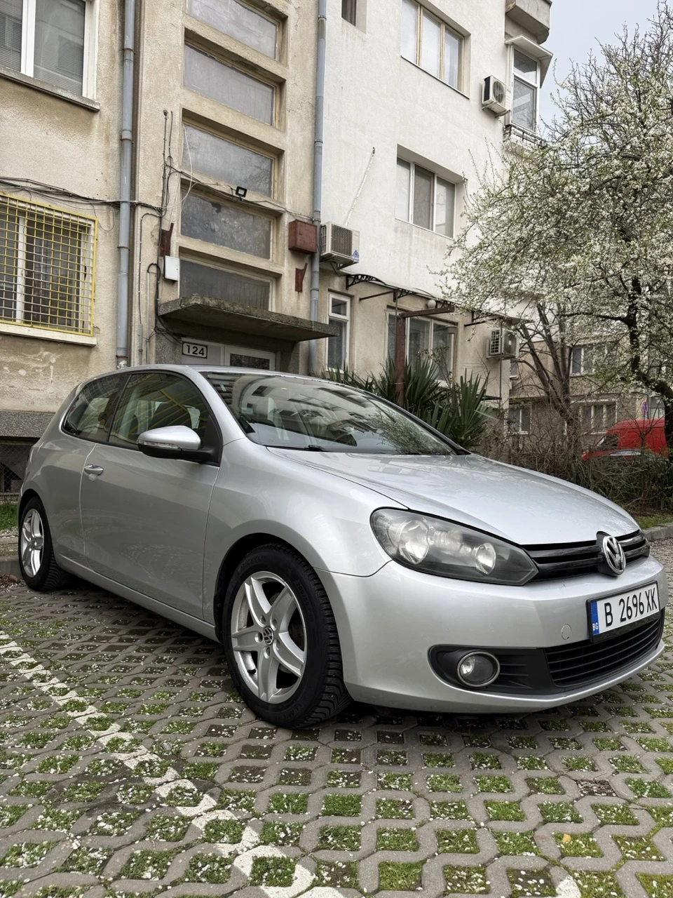 VW Golf 2.0 TDI, снимка 2 - Автомобили и джипове - 54144603