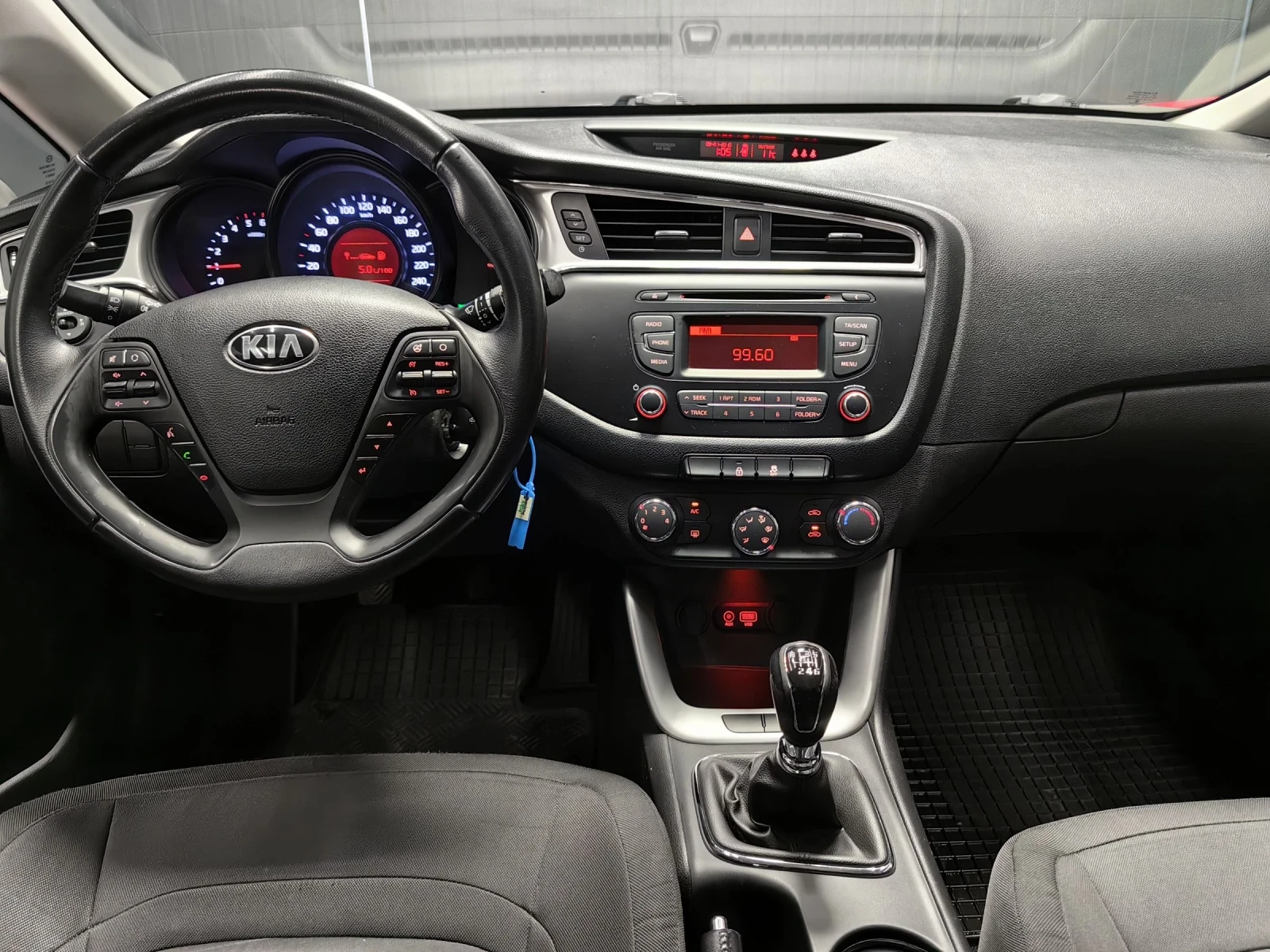 Kia Ceed 1.6CRDI* 136�.�* FACE* 6B* AUX* ��������* ��� | Mobile.bg � ����������� 5