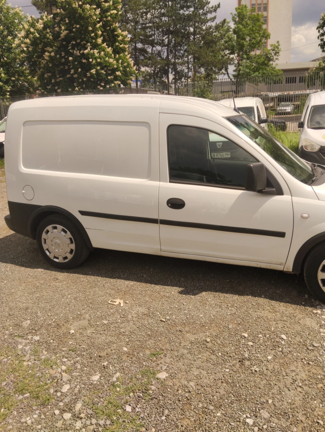 Opel Combo 1.6 СNG-метан, снимка 4 - Автомобили и джипове - 54573319