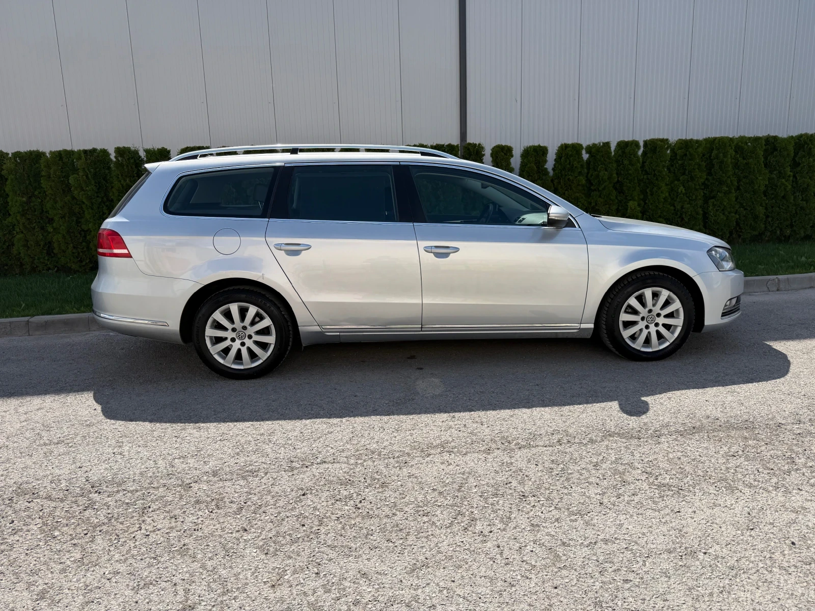 VW Passat 2.0tdi 140k* Обдухване* ACC* DSG* Android* ЛИЗИНГ*, снимка 4 - Автомобили и джипове - 54591409