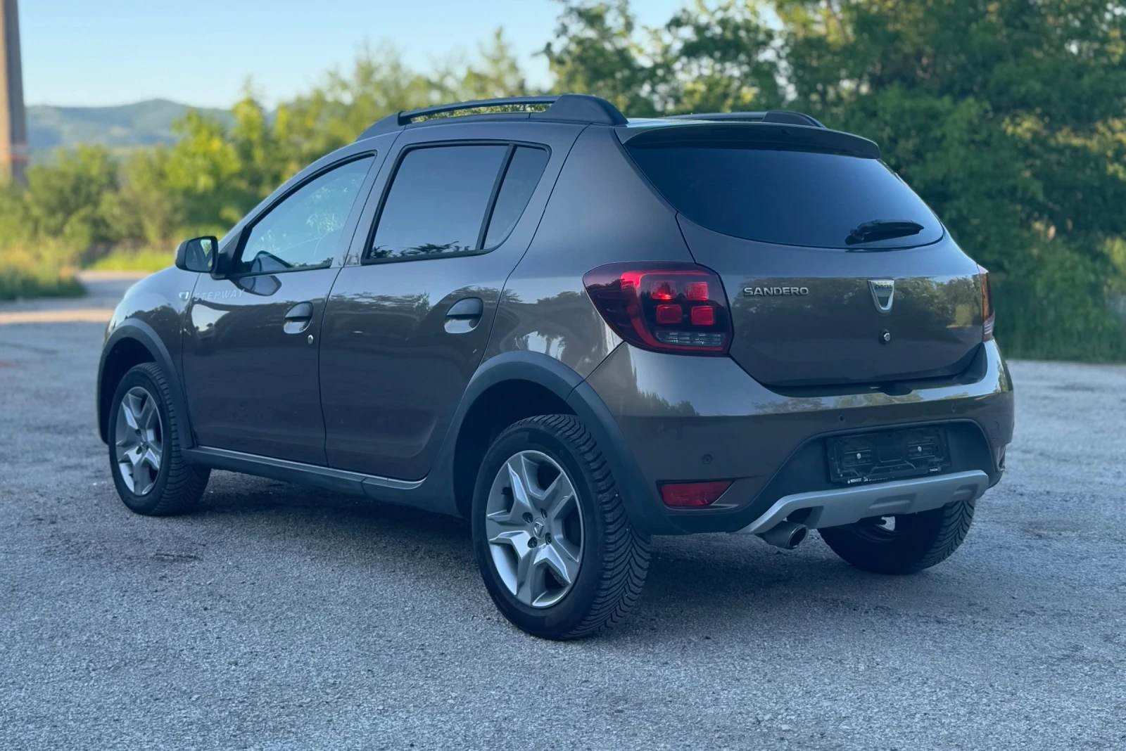 Dacia Sandero 1.0 STEPWAY/ГАЗ/GPL, снимка 5 - Автомобили и джипове - 54690695