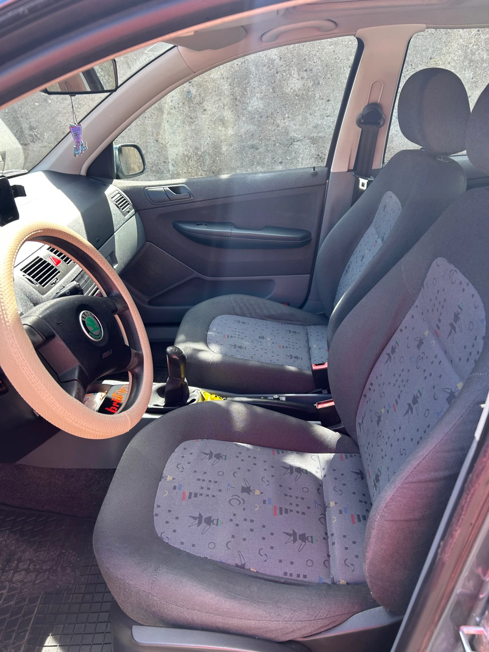Skoda Fabia 1.4 TDI, снимка 11 - Автомобили и джипове - 54982560