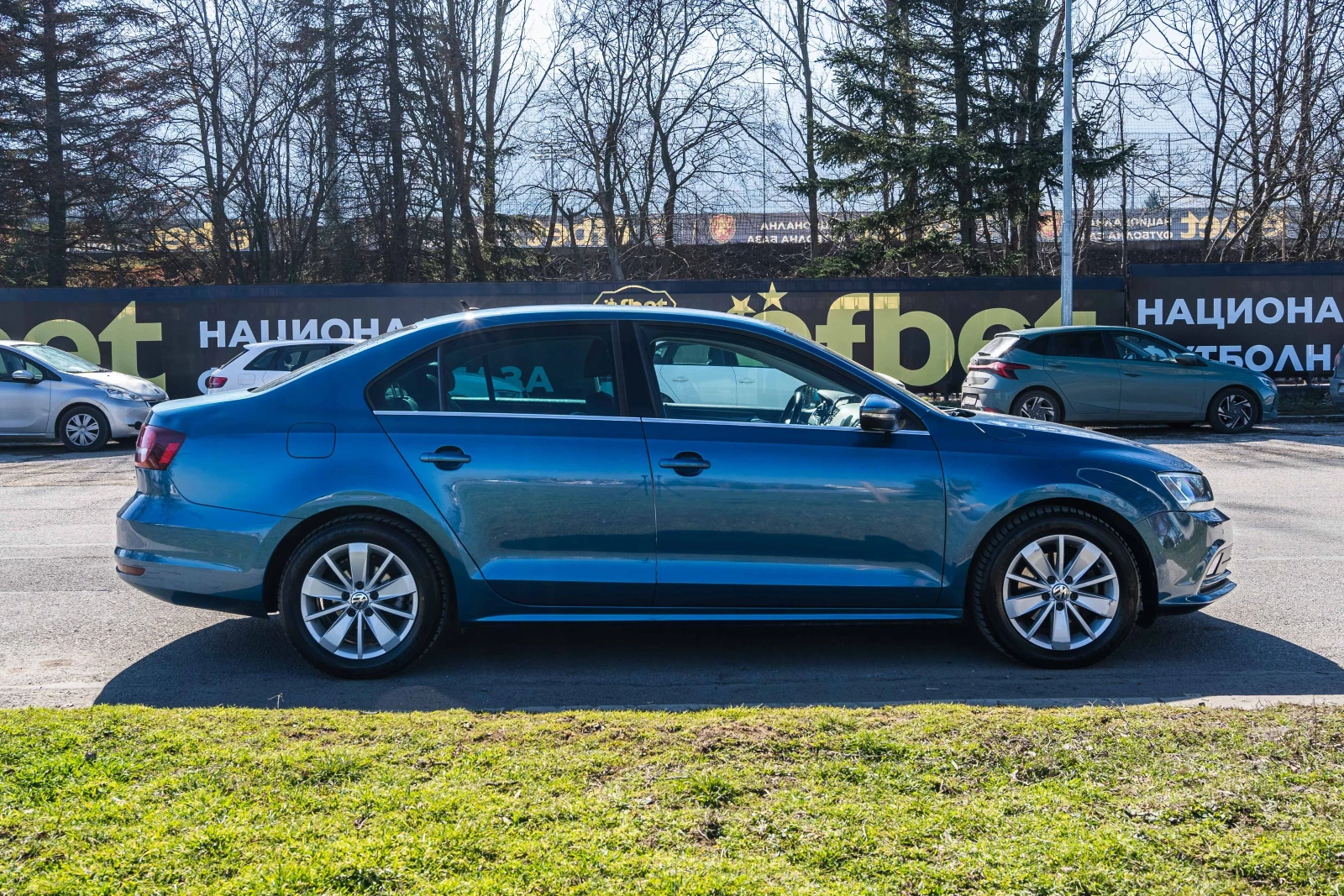 VW Jetta Highline 2.0TDI BMT | Mobile.bg � ����������� 8