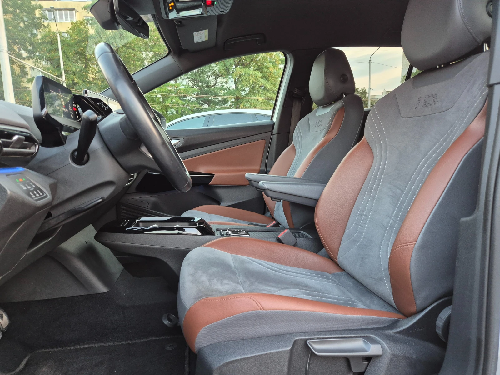 VW ID.4 Pro-82kWh-AMBIENT LIGHT-LED-SOH-91.36%, снимка 8 - Автомобили и джипове - 56049917