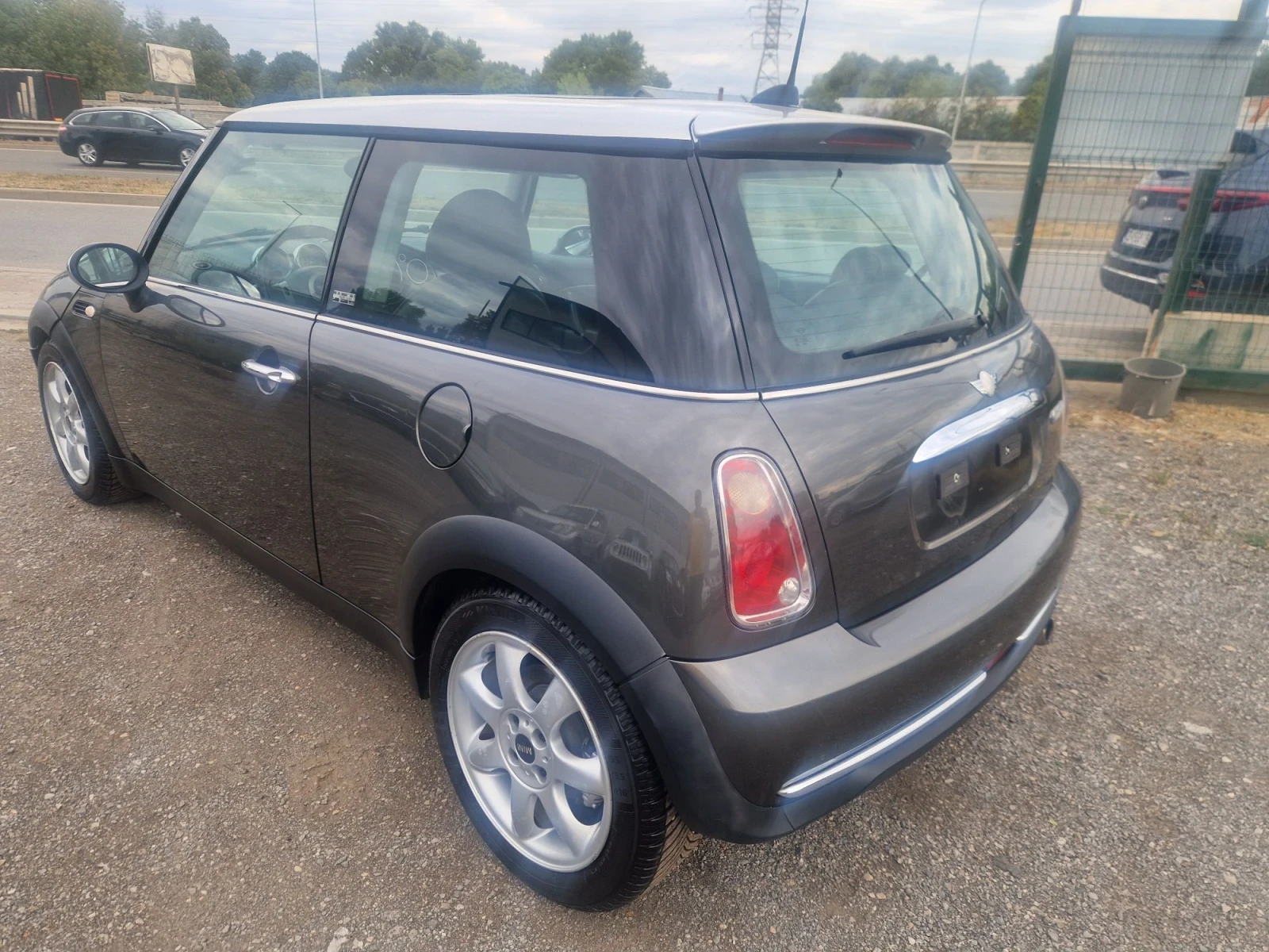 Mini Cooper 1.4i 16v 90HP.ITALIA, снимка 5 - Автомобили и джипове - 56113849