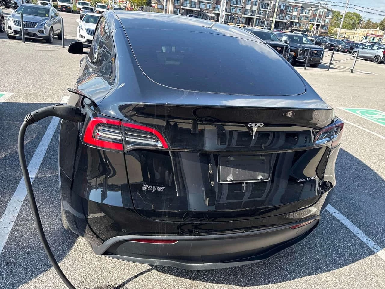 Tesla Model Y Long Range AWD | CARFAX, снимка 5 - Автомобили и джипове - 56407788