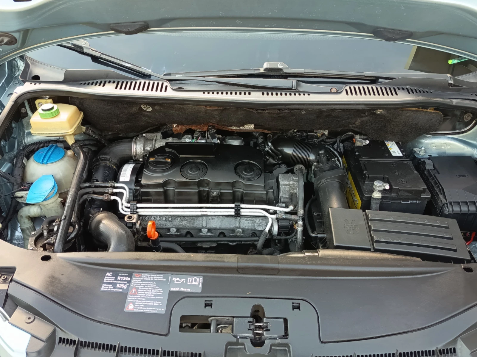 VW Caddy 1.9tdi, снимка 13 - Автомобили и джипове - 56415927
