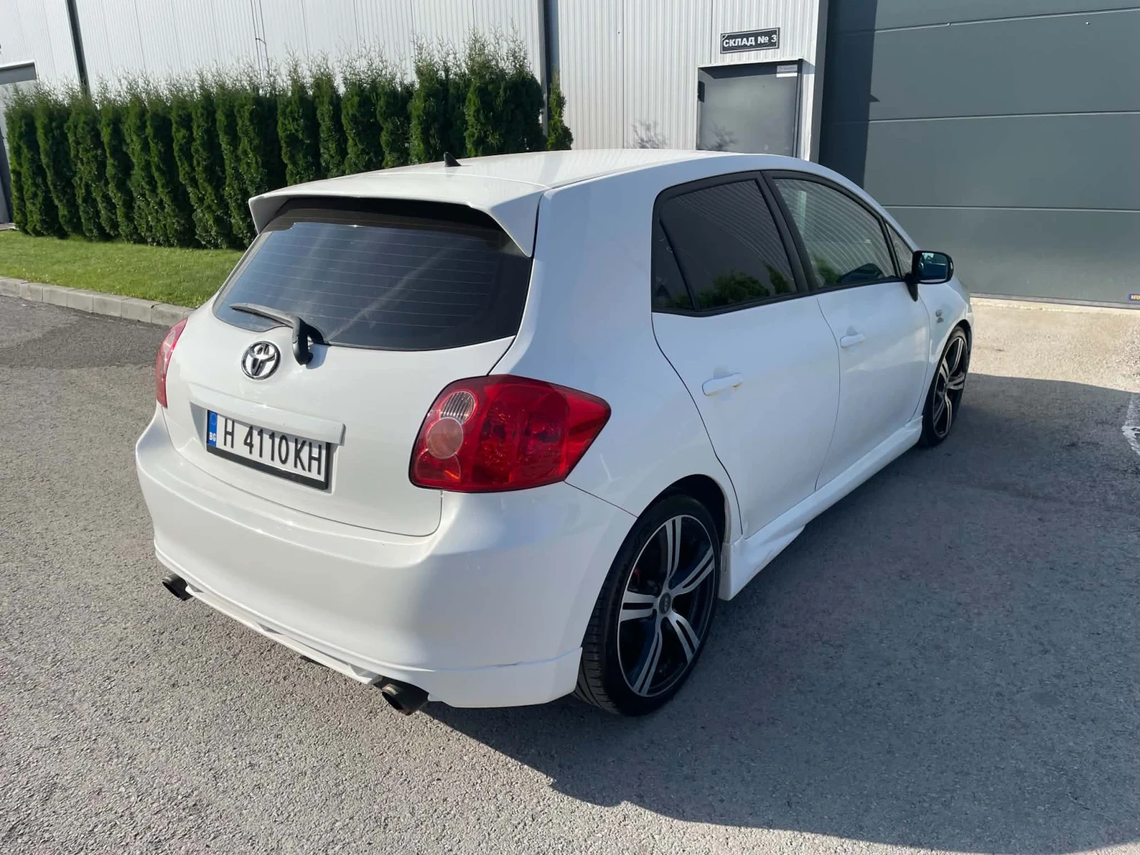 Toyota Auris, снимка 3 - Автомобили и джипове - 56485058