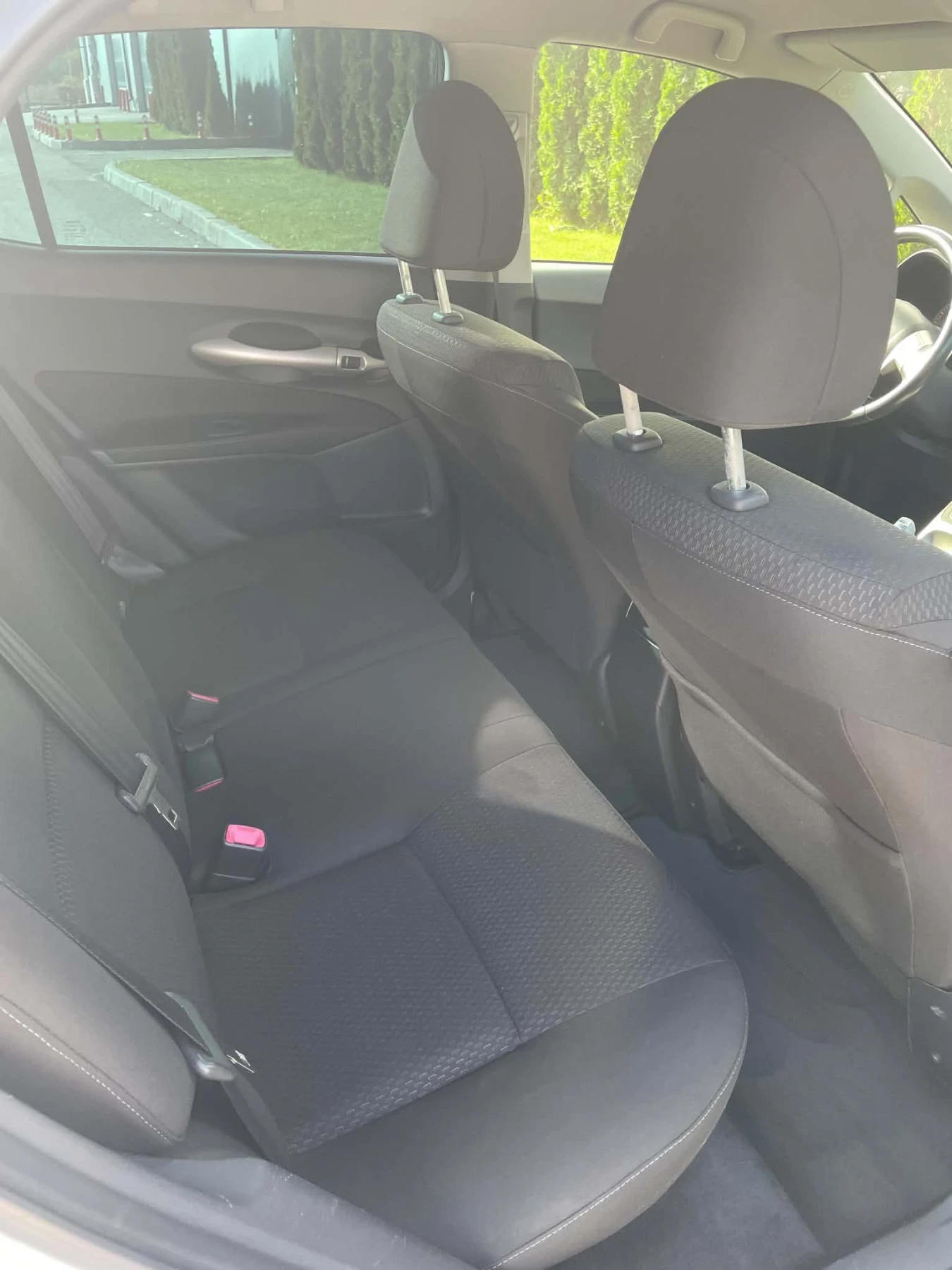 Toyota Auris, снимка 11 - Автомобили и джипове - 56485058
