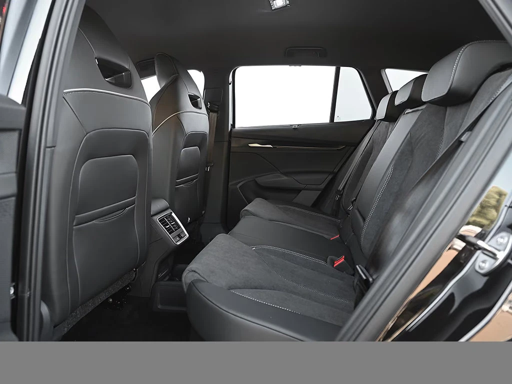 Skoda Enyaq 60 SPORTLINE/204HP/CAM/MEMO/H.PUMP/MEMO/NAVI/761q | Mobile.bg � ����������� 11