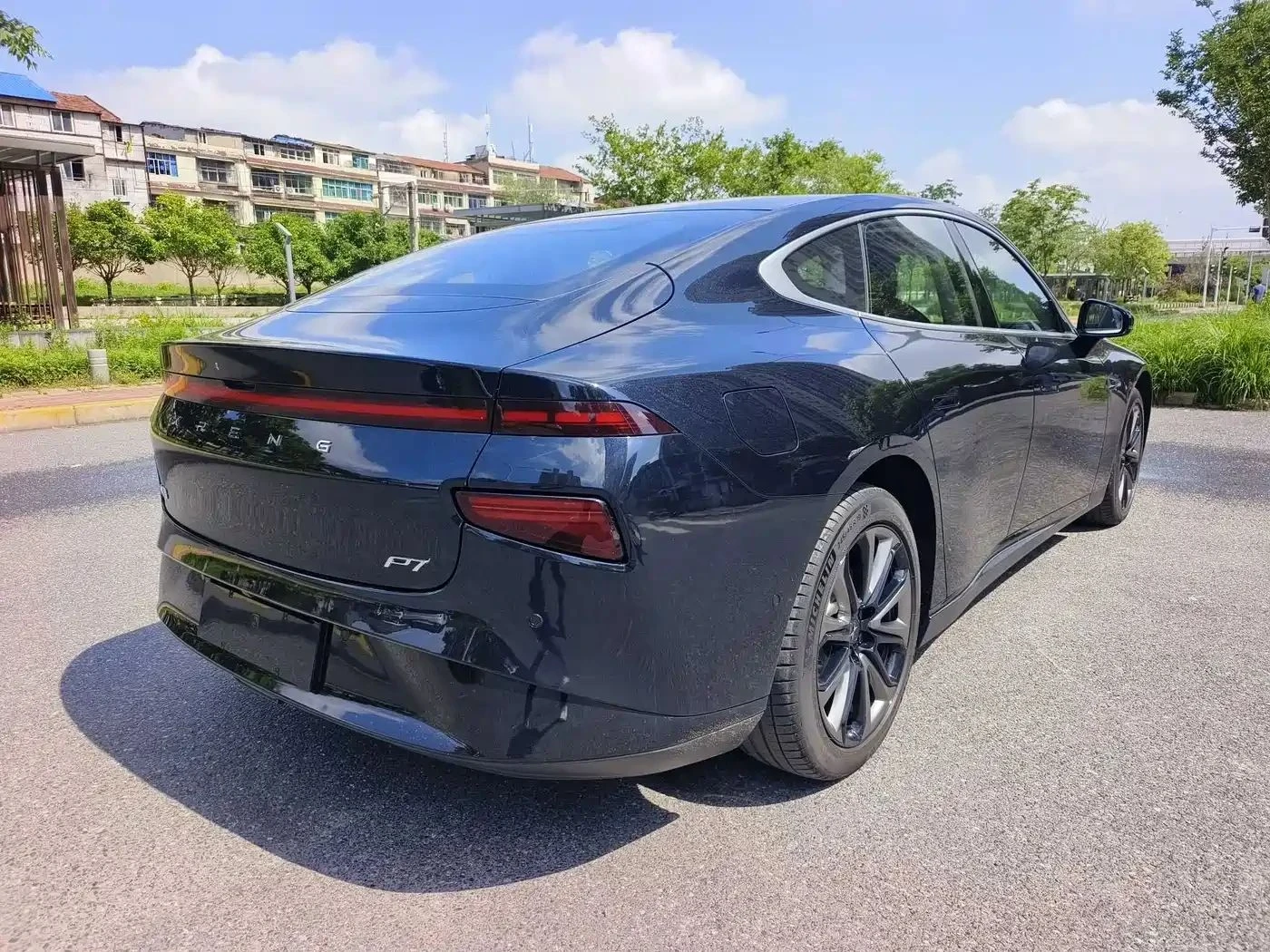Xpeng P7, снимка 4 - Автомобили и джипове - 56684712