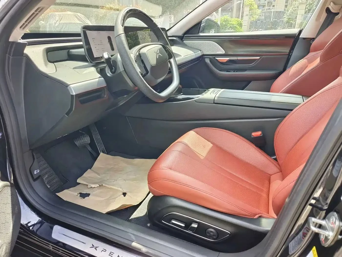 Xpeng P7, снимка 7 - Автомобили и джипове - 56684712