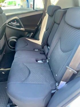 Toyota Rav4 2.2 D4D 4x4, снимка 12
