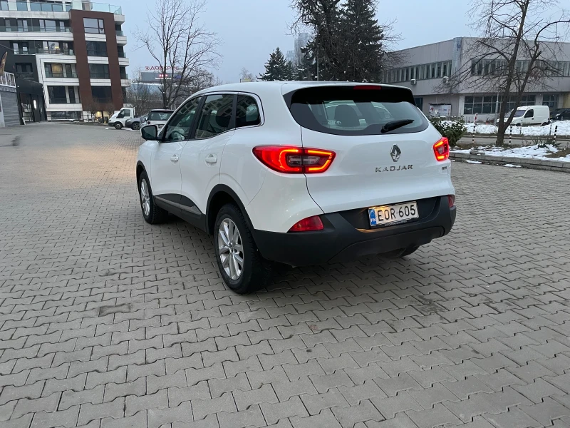 Renault Kadjar 1.6dci, снимка 4 - Автомобили и джипове - 48814380