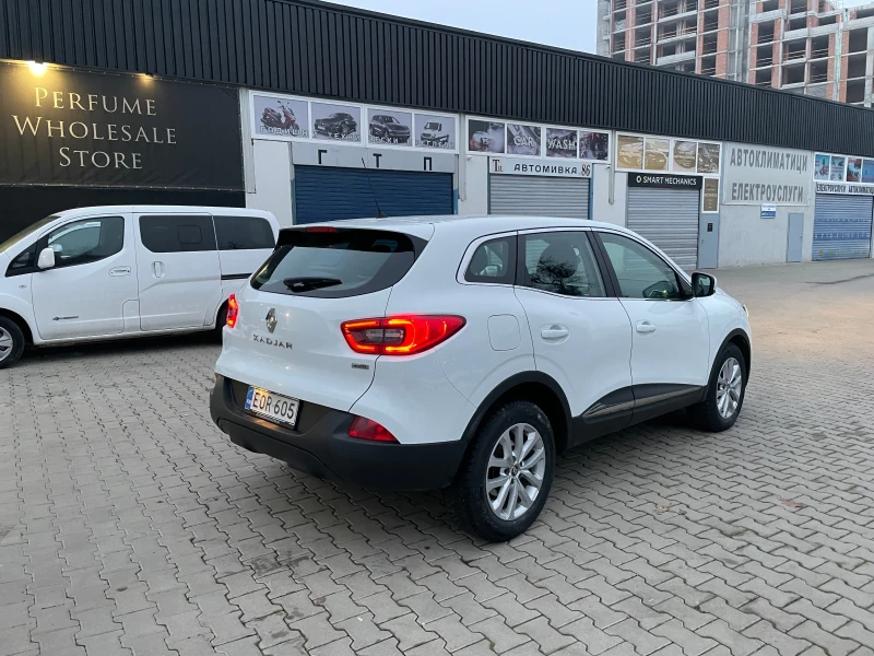 Renault Kadjar 1.6dci, снимка 5 - Автомобили и джипове - 48814380