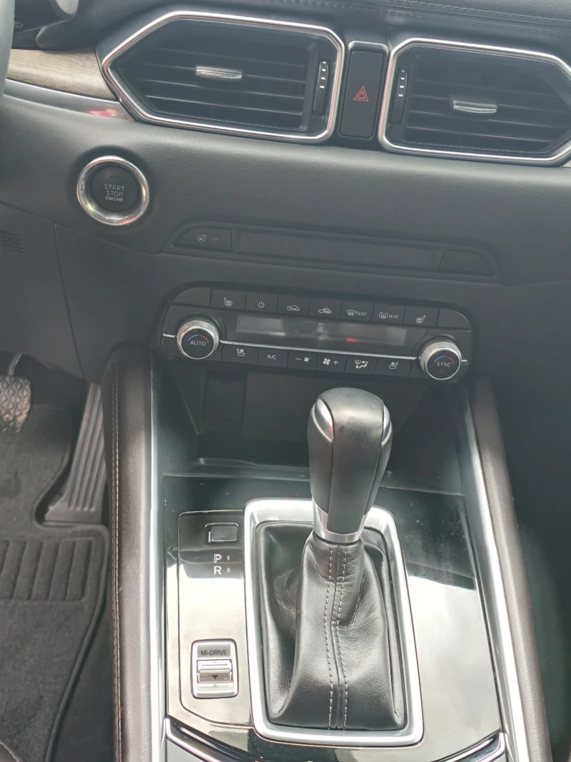 Mazda CX-5 SIGNATURE/360 КАМЕРИ/ПАНОРАМА/HEADUP/DISTRONIC!!!, снимка 10 - Автомобили и джипове - 50829052