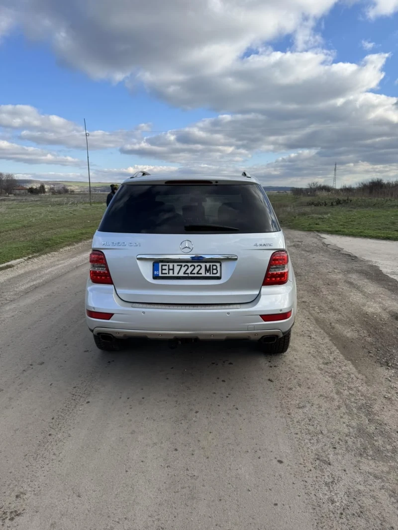 Mercedes-Benz ML 350, снимка 14 - Автомобили и джипове - 53049391
