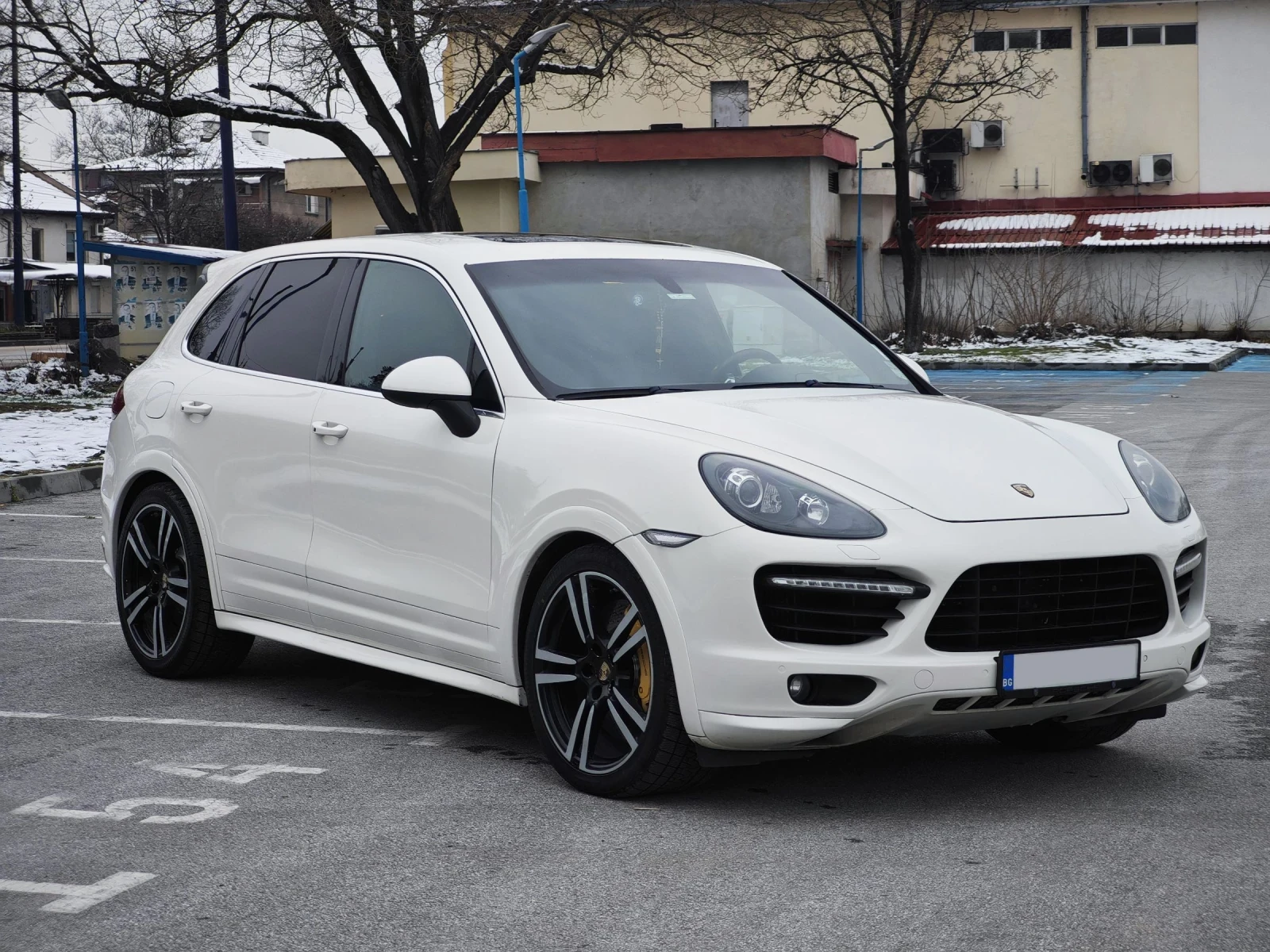 Porsche Cayenne TURBO Керамика, кожа, нави, фул - изображение 2