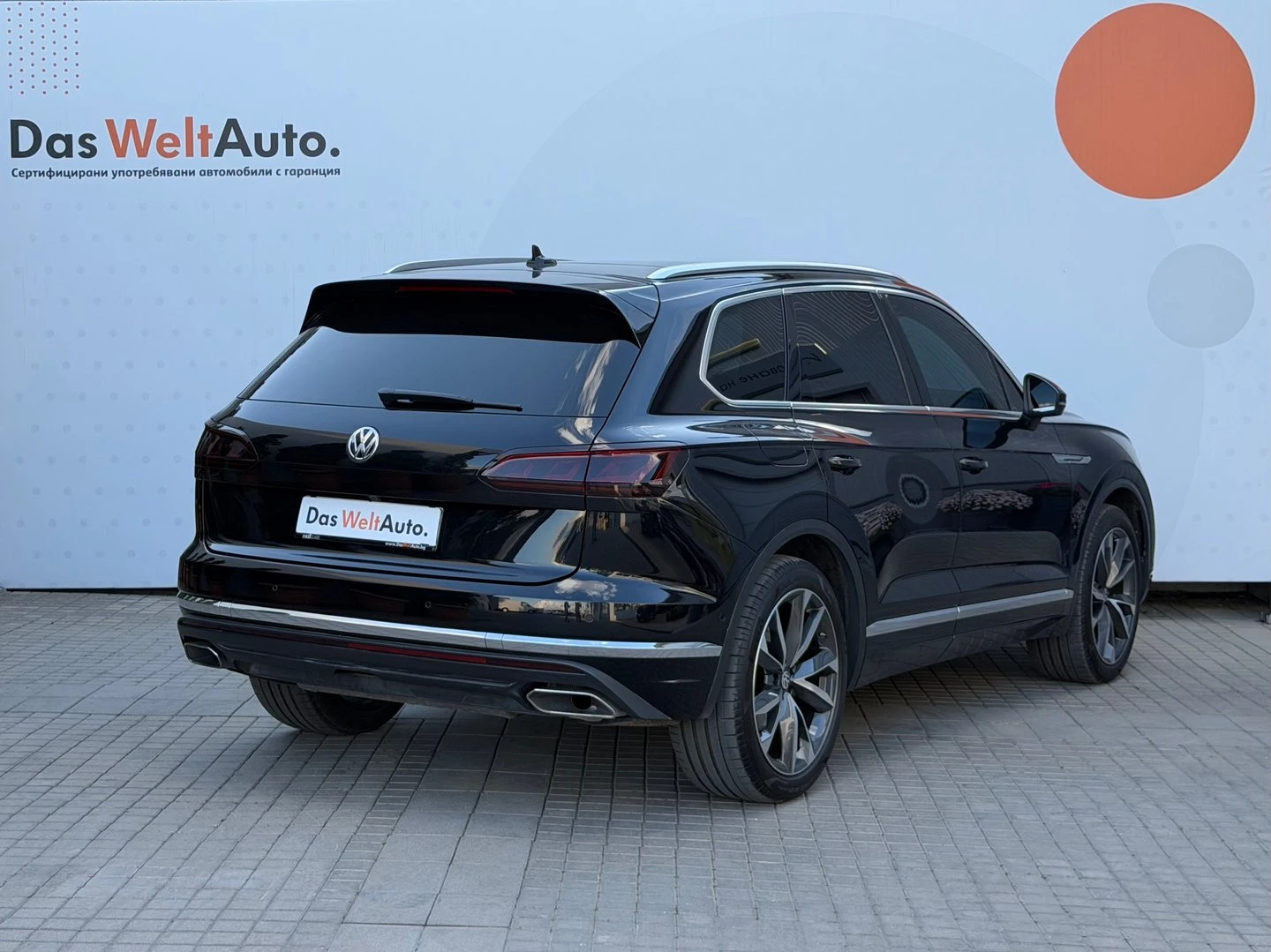 VW Touareg, снимка 3 - Автомобили и джипове - 56420614