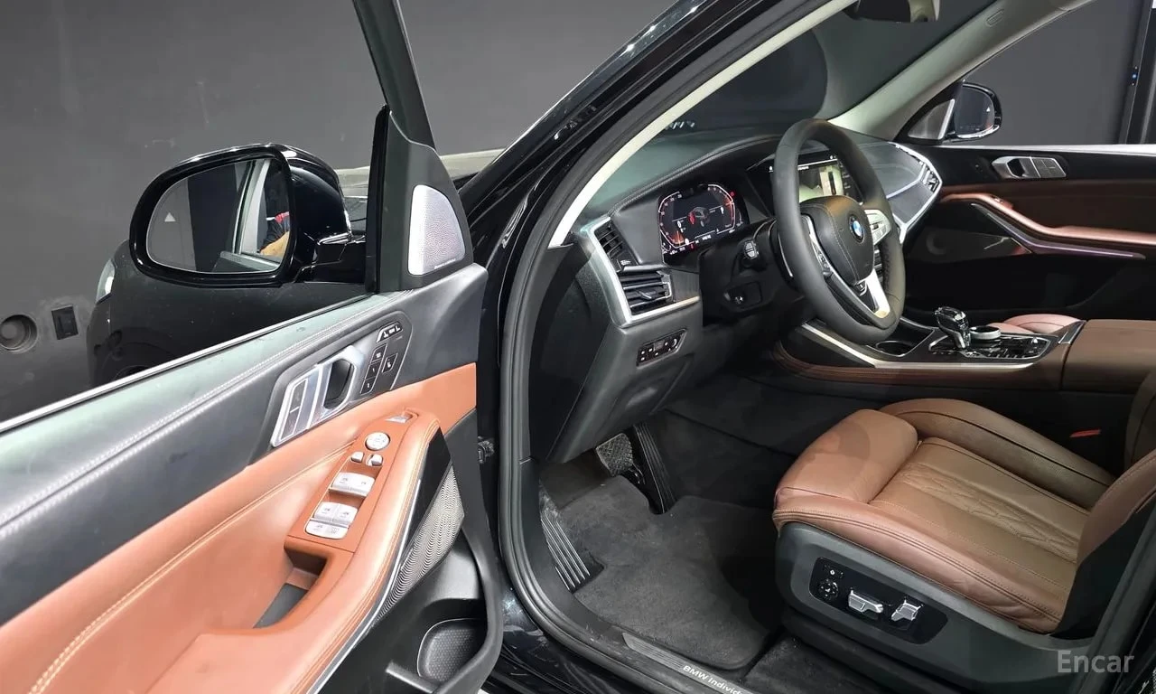 BMW X7 xDrive 40d Design Pure Excellence/FULL MAX/, снимка 10 - Автомобили и джипове - 55833948