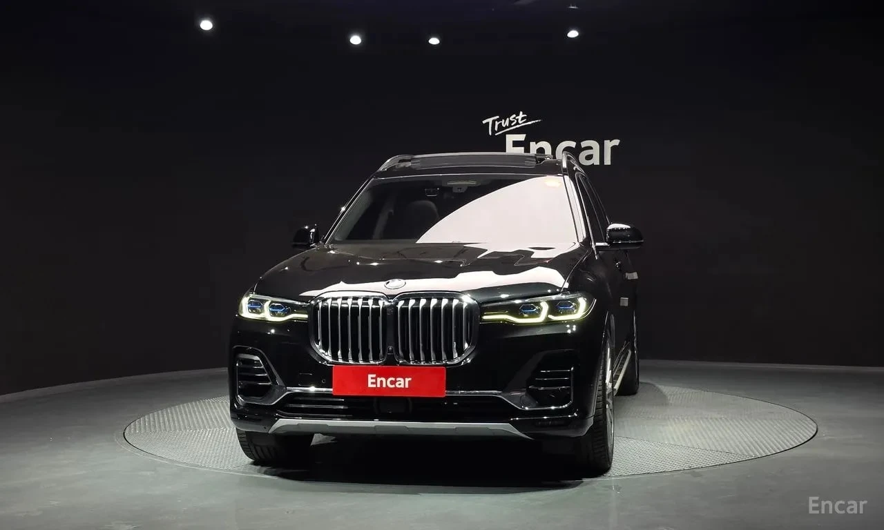 BMW X7 xDrive 40d Design Pure Excellence/FULL MAX/, снимка 3 - Автомобили и джипове - 55833948
