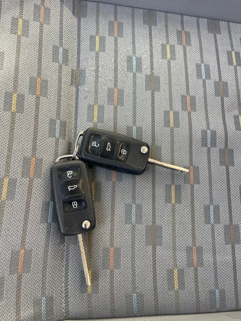 VW Transporter 2.0TDI 140кс. Дълга база , снимка 15 - Бусове и автобуси - 52598984