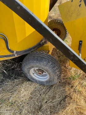 Друг вид Внос Фуражораздаващо ремарке 5 кубика, снимка 12