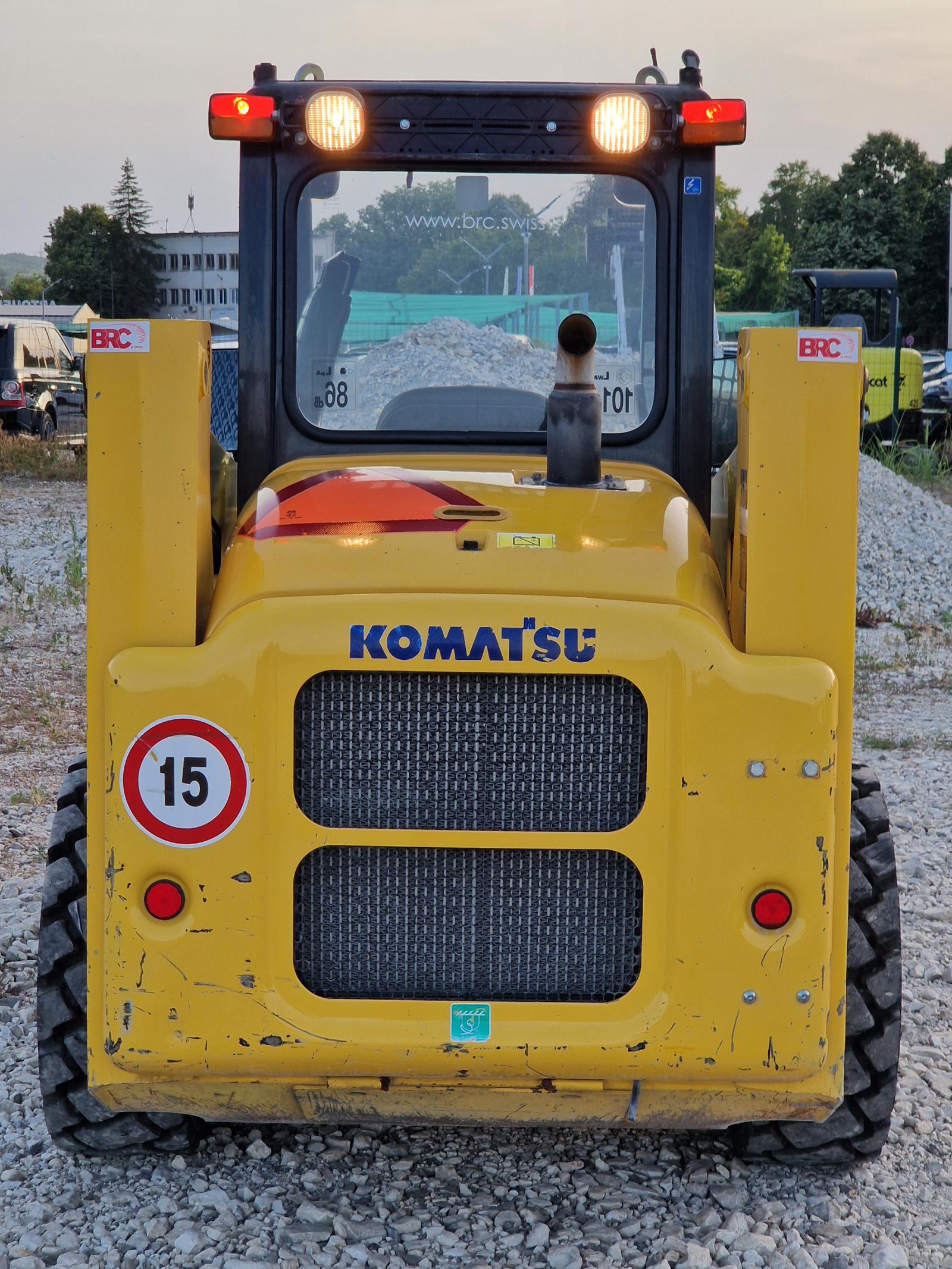 Мини челни товарачи Komatsu SK714 SuperFlow/2.7т./Стъкла/Пътна Хом./Швейцария - изображение 6