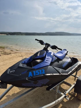      Bombardier Sea Doo Seadoo  SPARK TRIXX
