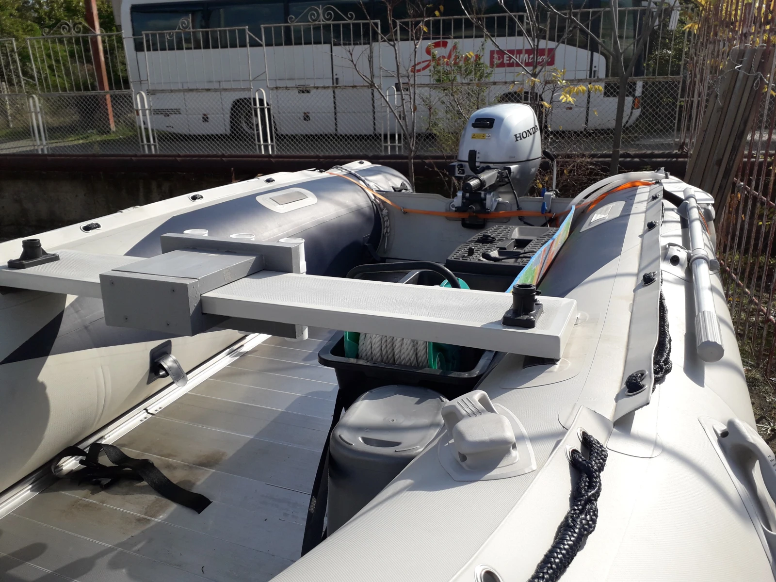 Надуваема лодка Honda Marine Т 40 - изображение 6