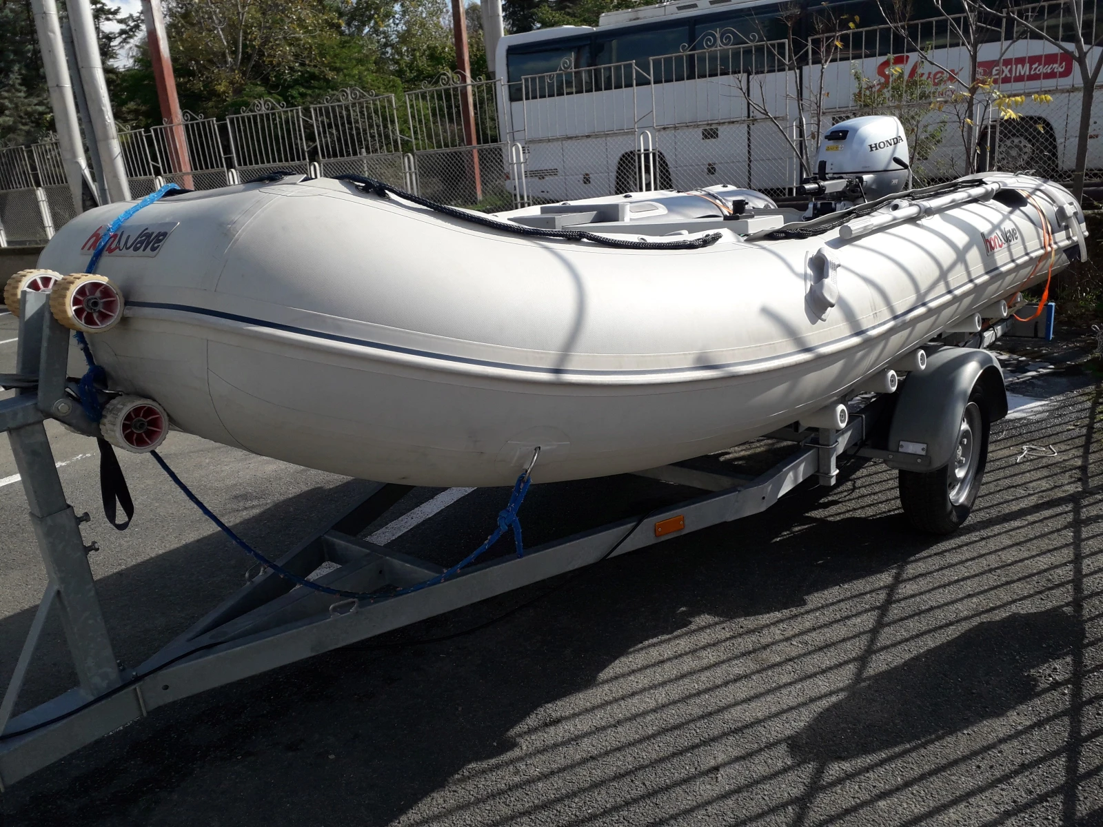 Надуваема лодка Honda Marine Т 40 - изображение 4