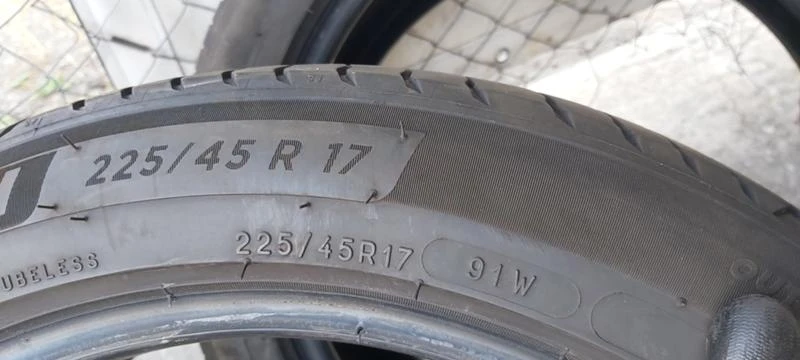 Гуми Летни 225/45R17, снимка 9 - Гуми и джанти - 29888704