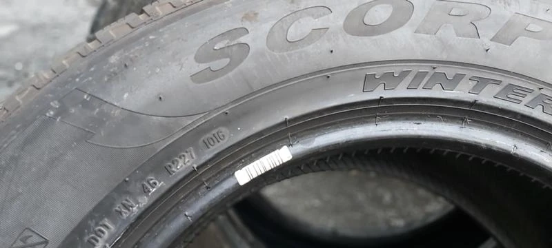 Гуми Зимни 255/60R18, снимка 8 - Гуми и джанти - 31480420