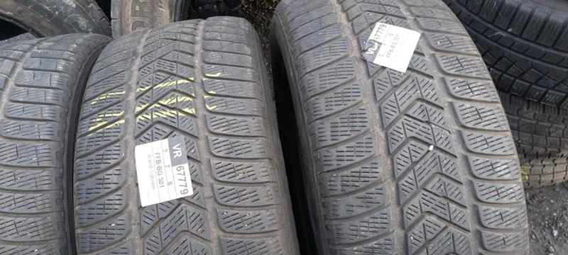 Гуми Зимни 255/60R18, снимка 3 - Гуми и джанти - 31480420