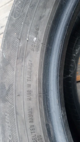 Гуми Летни 215/55R17, снимка 4 - Гуми и джанти - 47063739