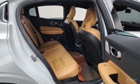 Volvo S60 T5* INSCRIPTION* КАМЕРИ* 360* LANE* ASSIST* KEYLES, снимка 9