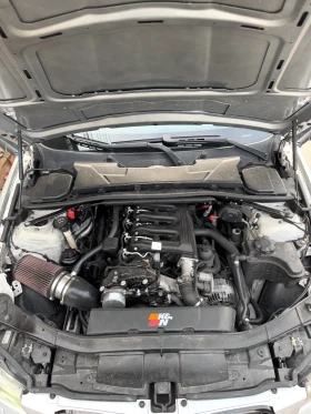 BMW 330 Facelift 231к.с., снимка 12